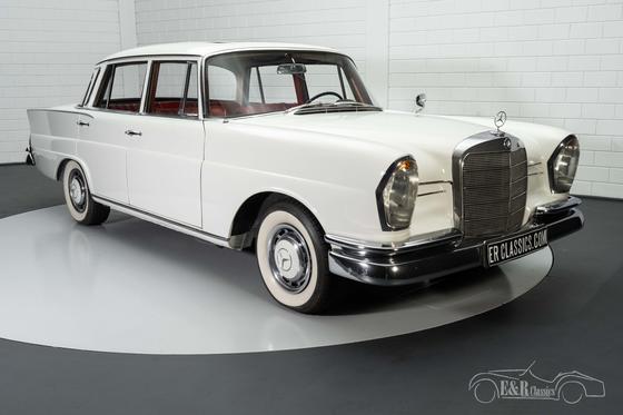 Mercedes-Benz 220 SEB Heckflosse | 1964